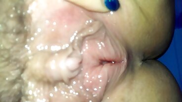 Gia Derza порно с дърти баби прави The Split on Dick