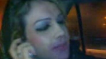 Малката тийнейджърка доведена дъщеря sex stari babi Sia Lust жадува за голям 1