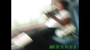 Подла доведена дъщеря се прецаква правилно от porno s stari babi втория си баща