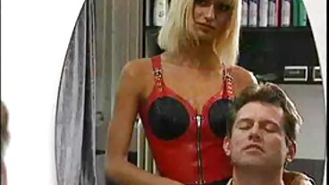 Slim4K: Примамлива балерина пробивана и лицева секс със стари бабички от нейния развълнуван приятел в PornHD