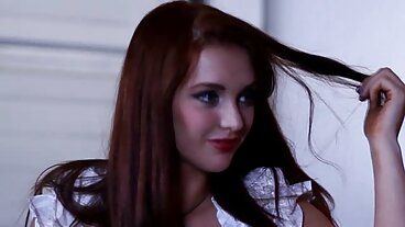 Naughty America: Виктория Лобов иска баба порно да пробва големия член на зет си в PornHD